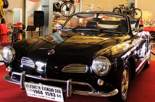 Salah satu mobil koleksi Museum Angkut, Batu, Malang